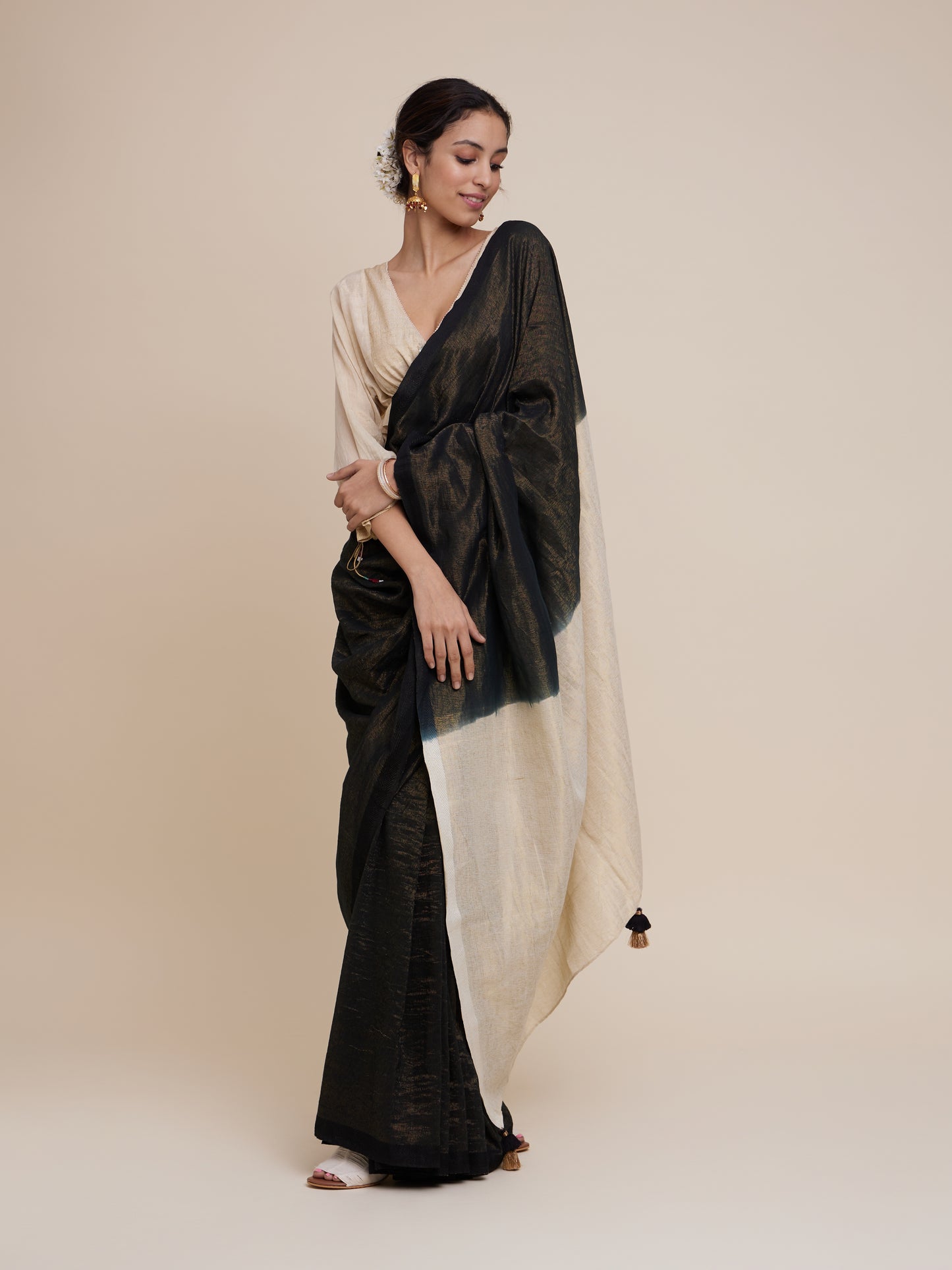 Zari Saree in Kohl Gold
