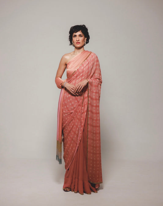 Navya saree Set in Coral