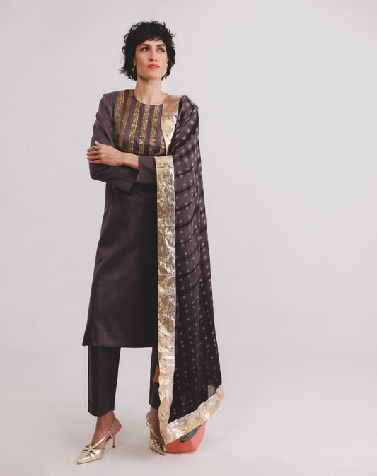 Diana Set in Kohl