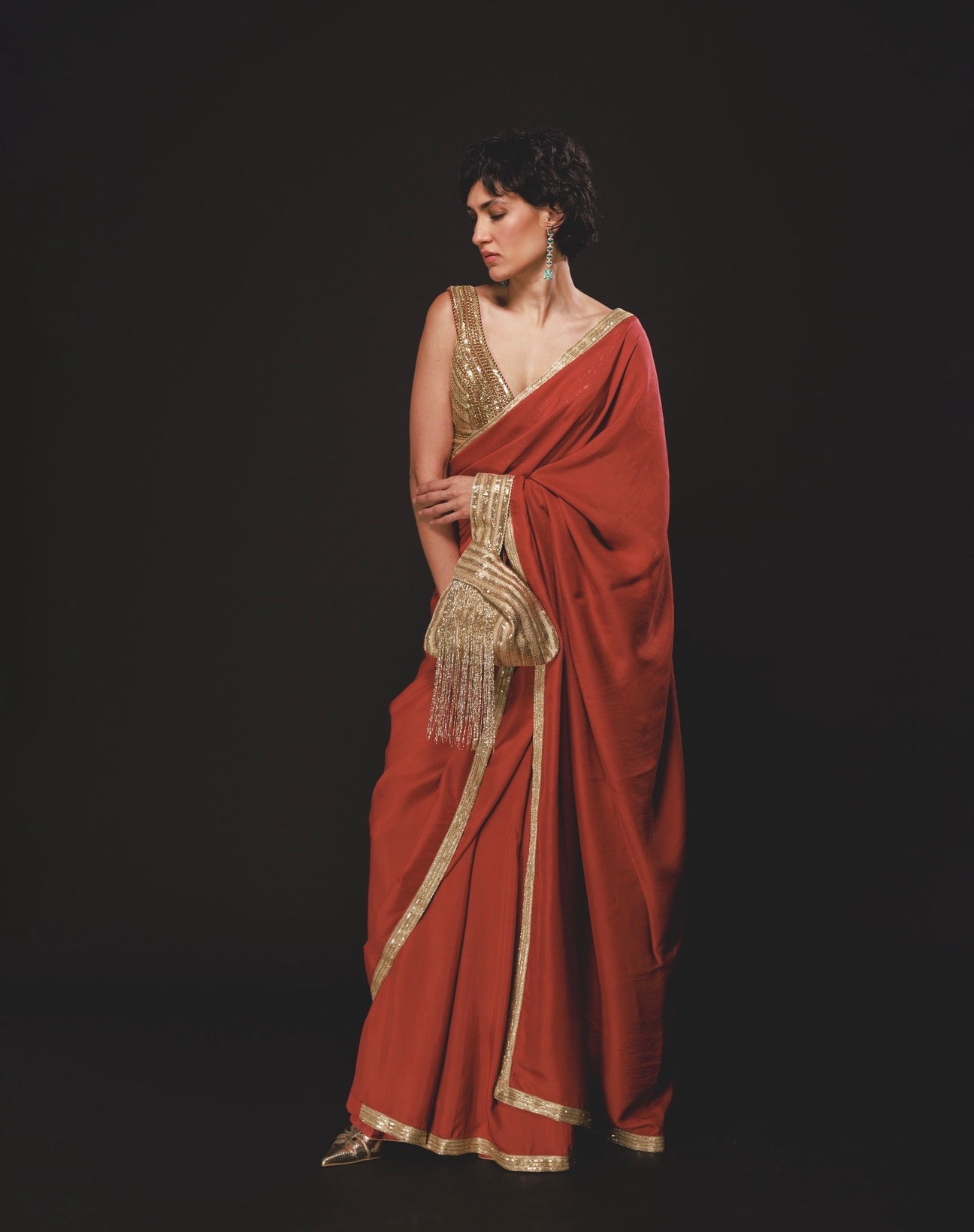Adaa choli in Laal